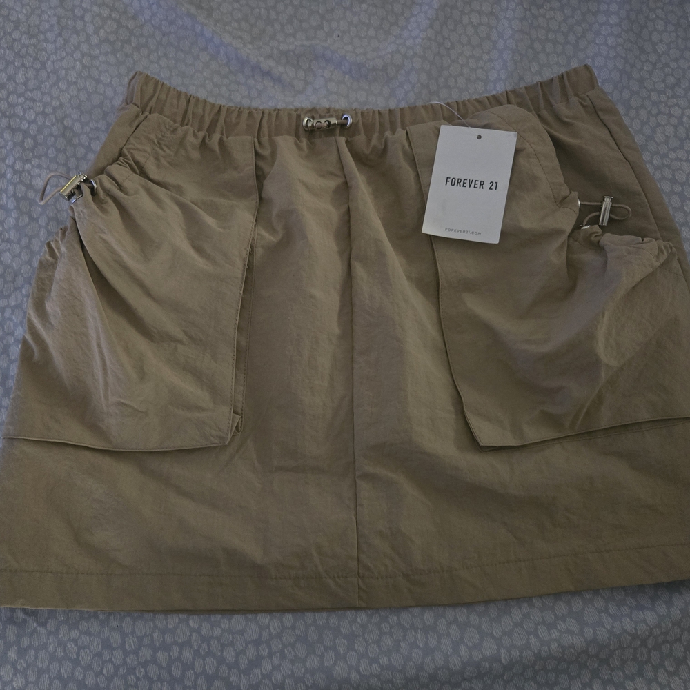 Forever 21 Beige Casual Skirt